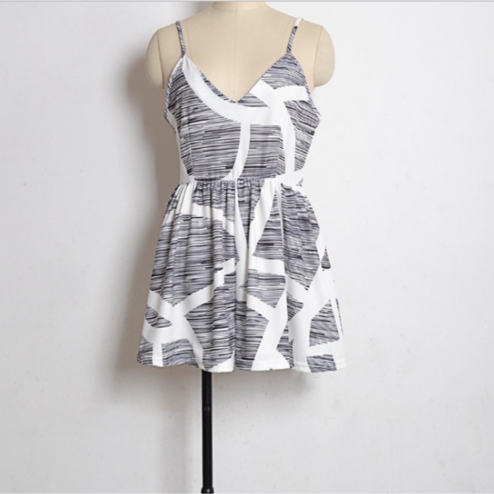 NWT Spaghetti Strap Black & White Patterned Romper